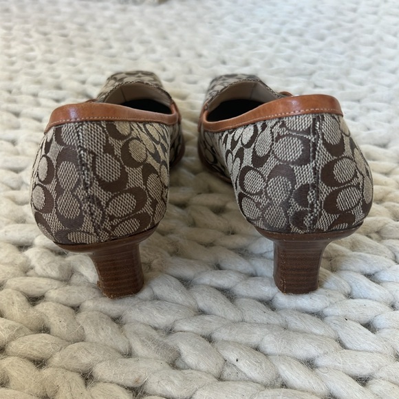 Coach Logo Square Toe Pumps - Picture 8 of 12